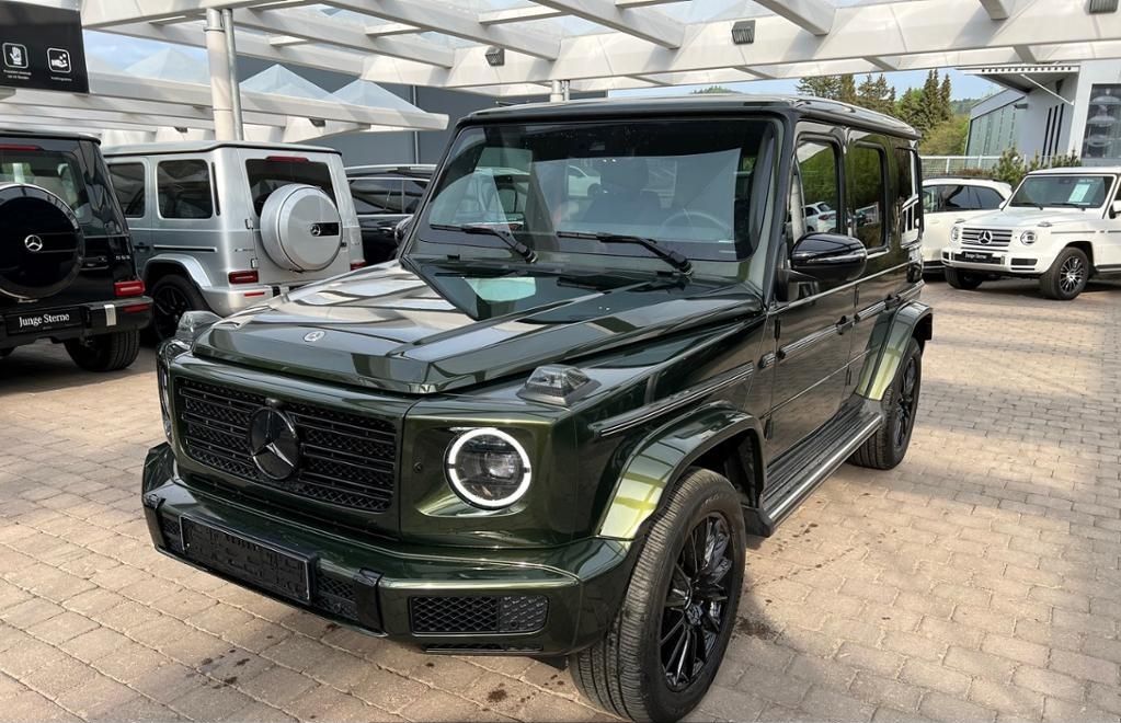 Mercedes - Benz G 400d 4matic | předváděcí auto | skladem | od autorizovaného prodejce | max výbava | metalíza | super cena | online nákup | online prodej | autoibuy.com